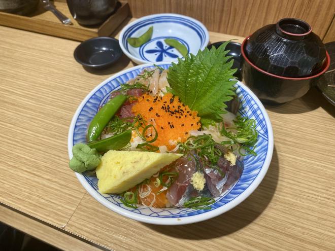 許桑壽司漁夫丼